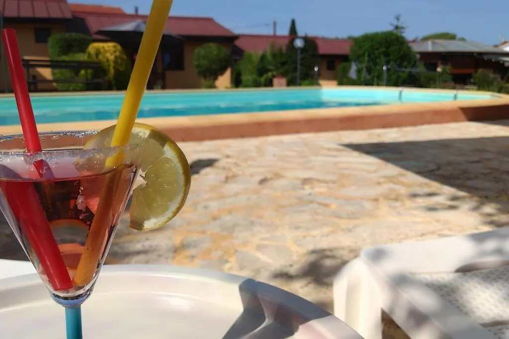Apartmán Romantic Studio For Two With A Pool Rovinjsko Selo