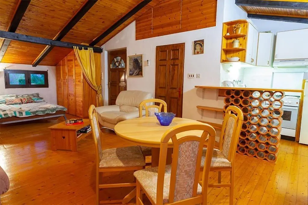 Apartment Romantic Studio For Two With A Pool Rovinjsko Selo